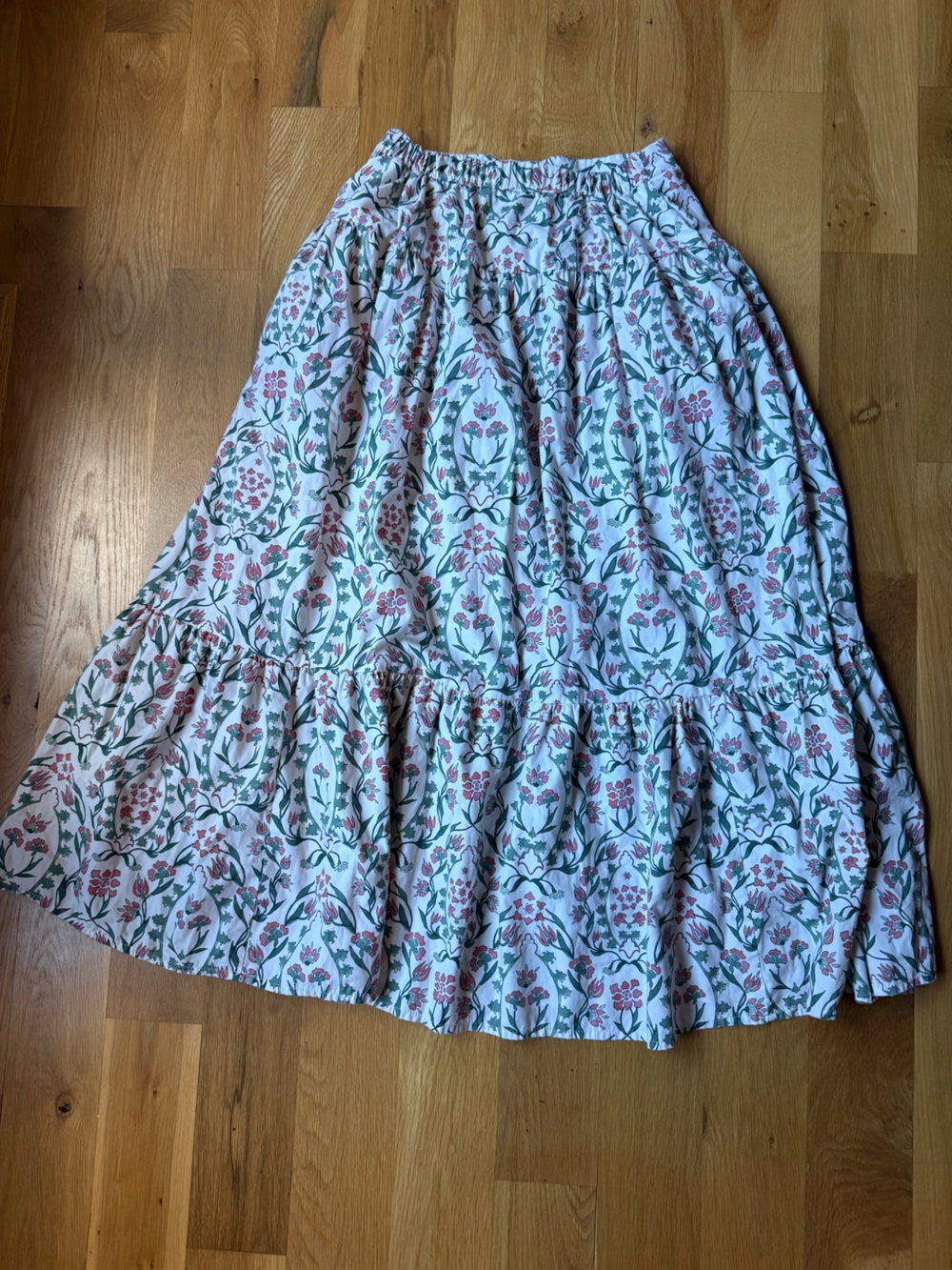 Abercrombie & Fitch Women’s Floral Maxi Skirt Pink and Green Size S